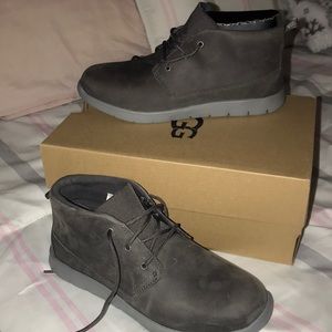 UGG waterproof canoe shoes boots